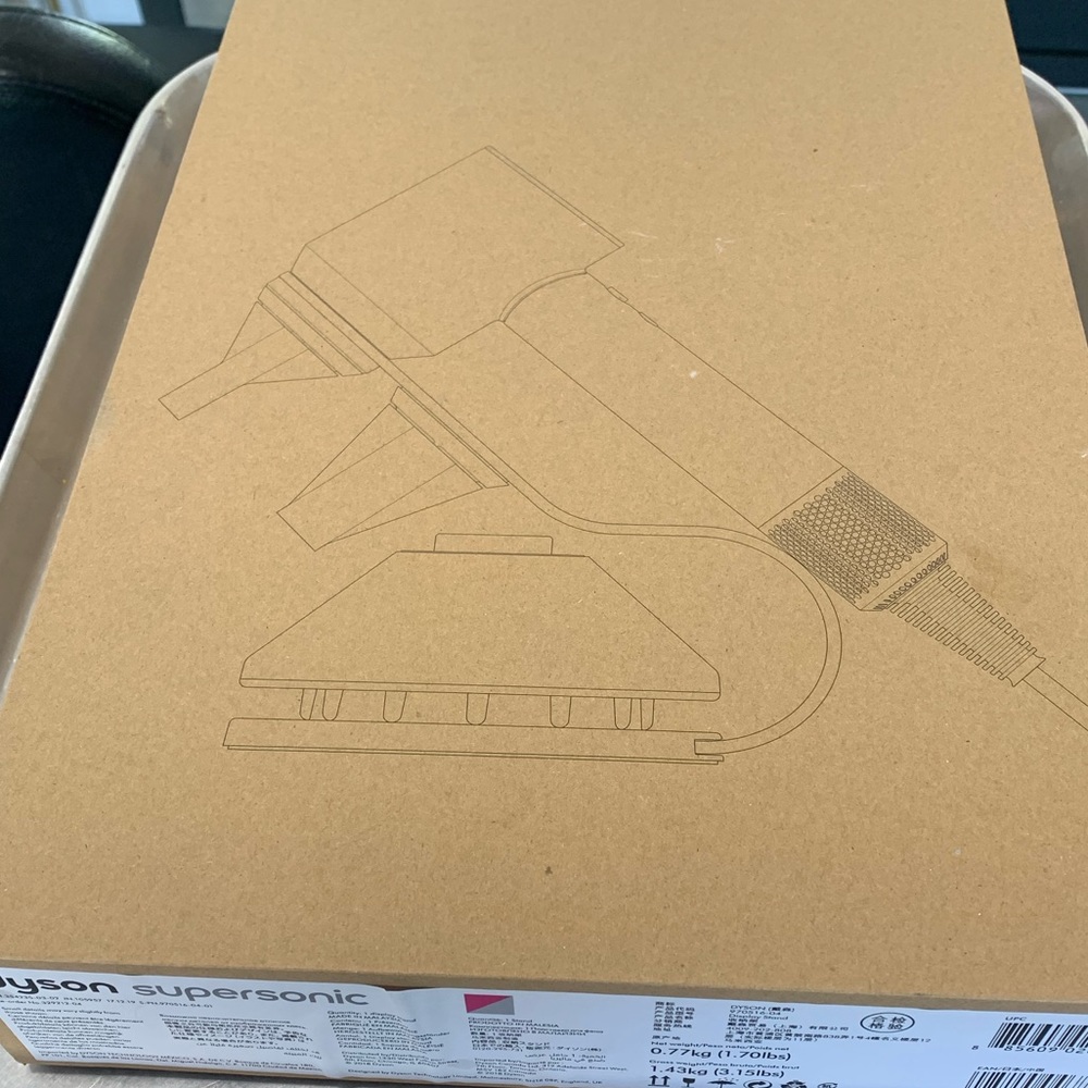 Dyson blowdryer stand NIB